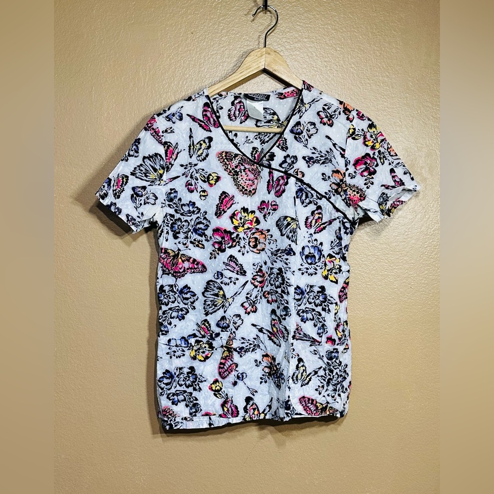 Floral Print Scrub Top